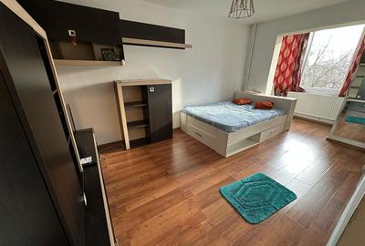 Direct Proprietar Renovat Spatios Etaj 2 Calea Sagului - 3