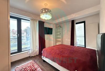 3 camere intr-o cladire cu arhitectura deosebita - 1