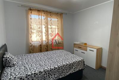Apartament cu 3 camere, Renovat, Totul nou - 28