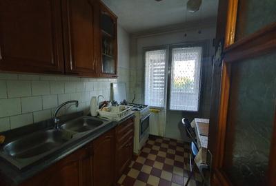 Vanzare apartament 4 camere , bloc Gioconda - 13