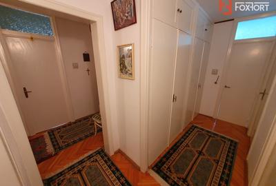 Apartament 3 camere, decomandat, etaj 1, zona Vladeasa - 12