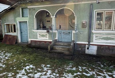 Gospodarie in Barbatesti, zonă de deal, liniște, natura - 4