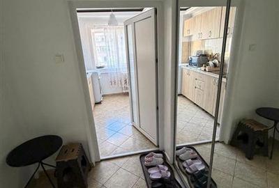 Apartament 2 camere, partial mobilat, zona  Mosilor - 9