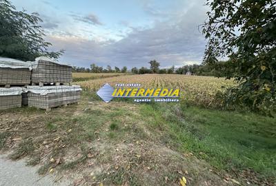 OKAZIE ! 2300 mp. Teren Intravilan Mereteu lat 22 m toate utilitatiile in fata - 1