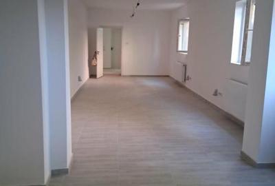 13 Septembrie-spatiul comercial stradal,renovat total,centrala termica - 7