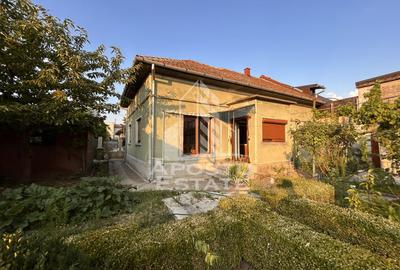 Casă individuală cu 6 camere în Telegrafului