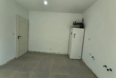 Apartament modernă, 4 camere și grădină - 18