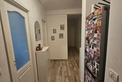 Apartament cu 2 camere decomandat, mobilat în Tudor Vladimirescu