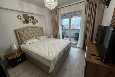 Apartament cu 2 camere semidecomandat în Rahova