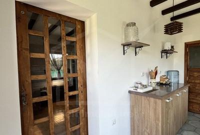 Casa Baciu zona linistita, 4 camere , gradina - 7