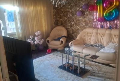 Vând Apartamen 4 camere - 1