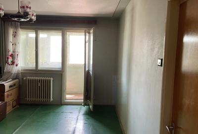 Vanzare apartament 2 camere Campia Libertatii