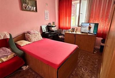 2 camere etaj 3, Confort 1, Bine Intretinut, Calea Galati - Plantelor - 4