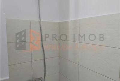 Apartament 2 camere cf semidecomandat zona 23 August - 8
