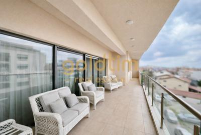 Apartament cu 4 camere semidecomandat, mobilat în Pipera