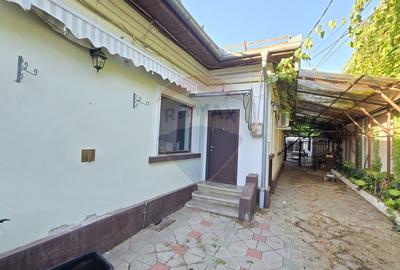 Aproape de scoala nr 2 Traian, Casa de vanzare 0% comision - 3