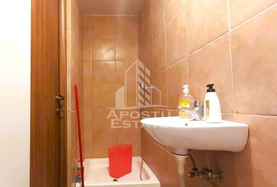 Spatiu comercial 67 mp central - 9