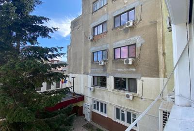 Birou, de 3,660 mp, în Armeneasca