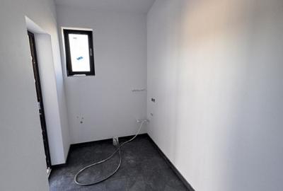 3 CAMERE, DESPARTIT PRIN C.T , SUPRAFATA GENEROASA - 10