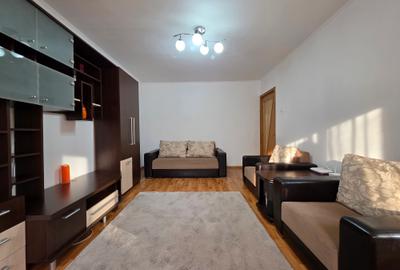 Apartament cu 2 camere decomandat în Berceni