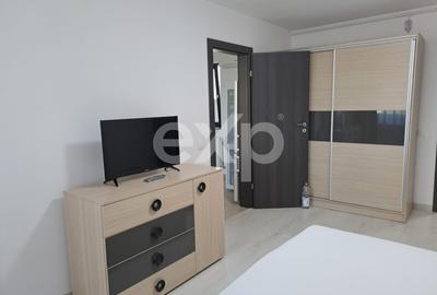 Garsonieră decomandată, mobilată în Găvana