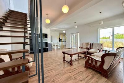 Casă individuală cu 6 camere în Săcălaz