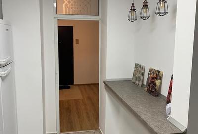 Centrul Civic, aproape de AFI, 3 camere recent renovate/mobilate, 165000 euro - 12