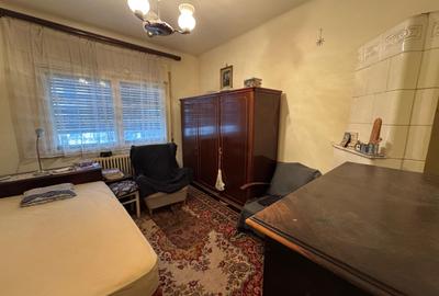Vanzare apartament patru camere in vila cartierul Armenesc curte - 4