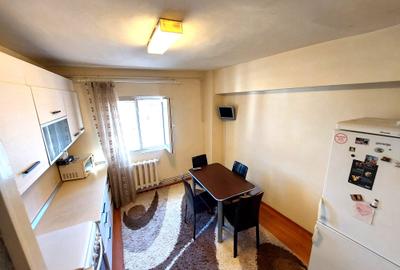 Apartament 2 camere 47mp Bradet Pret 56500eur neg - 1