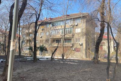 Apartament 3 camere I Ion Mihalache I Etaj 2 I  Decomandat I 91 mp - 1