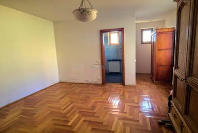 Vila/Pensiune 620mp  , teren generos 3862mp , priveliste de top , neopturata - 7