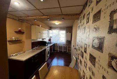 Apartament 3 camere în zona COLOANE - 6