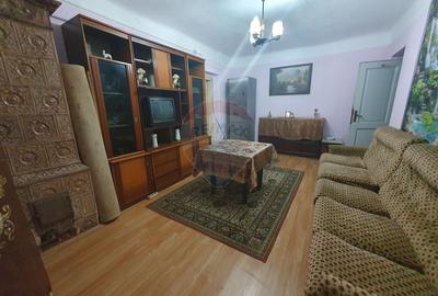 Apartament 2 camere in Casă / Vilă de vanzare str. Campia Islaz - 1