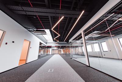 Birou, 1000 mp în Aeroport