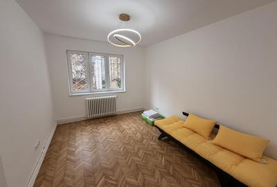 Apartament la parter ideal birou in Plopilor - 4