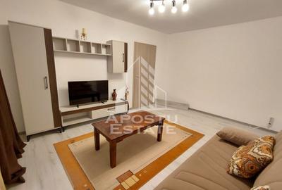 Apartament cu 3 camere nedecomandat în Girocului