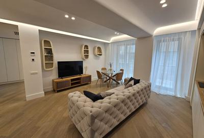 Apartament cu 3 camere decomandat, mobilat în Pipera