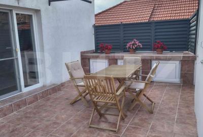Apartament tip vilă, renovat complet, cu terasă și parcare – Baciu Regal - 13