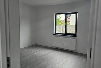 Vând casă parter in Valu lui Traian - 10