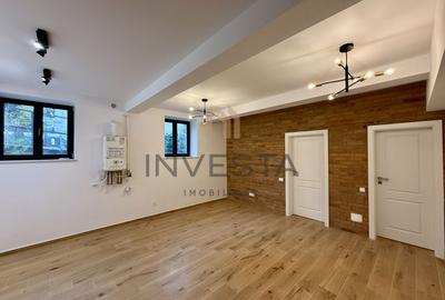 Apartament cu 3 camere semidecomandat în Ultracentral