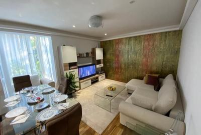 Apartament cu 2 camere decomandat în Primăverii