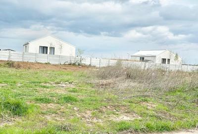 Teren intravilan 4657 mp, deschidere 30 ml, Ostratu, strada Lotusului - 8