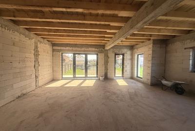 Casă individuală semifinisată de vânzare | Zonă Ultracentrală| TEIUS. - 5