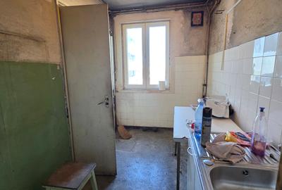 Apartament cu 3 camere de vanzare in zona Grivita - metrou Basarab 1 min. - 17