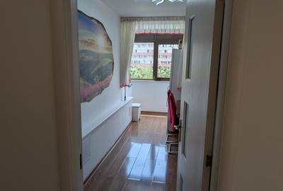 Apartament 3 Camere Modern metrou în fața blocului - 5