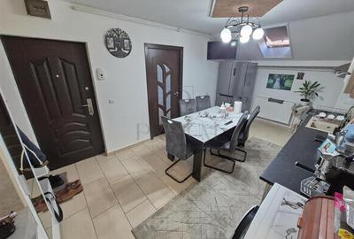 SOARELUI - BLOC IZOLAT - 3 CAMERE - CENTRALA PROPRIE - CLIMA - DECOMANDAT - 2