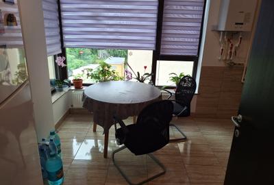 Apartament 2 camere,decomandat, etaj 1, Campus-Universitate - 3