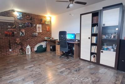 Apartament cu pod amenajat, complet mobilat, pe Strada Florilor - 17
