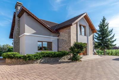 Proprietate exclusivista de vanzare: 2 case | 9 camere | 2000 mp teren - 8