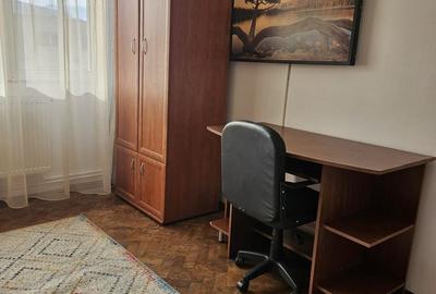 Garsonieră decomandată în Astra